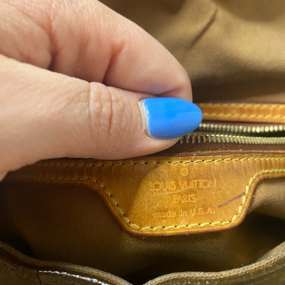 AUTHENIC LOUIS VUITTON - Picture 6 of 8